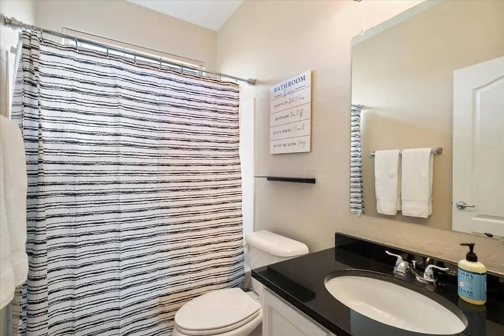 Gilbert Home-4 Bed 3 Bath- Pets Welcome 0*,