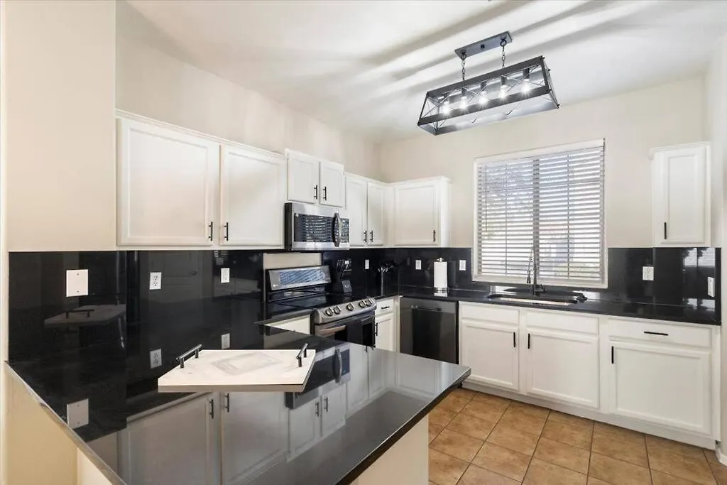 Holiday home Gilbert Home-4 Bed 3 Bath- Pets Welcome